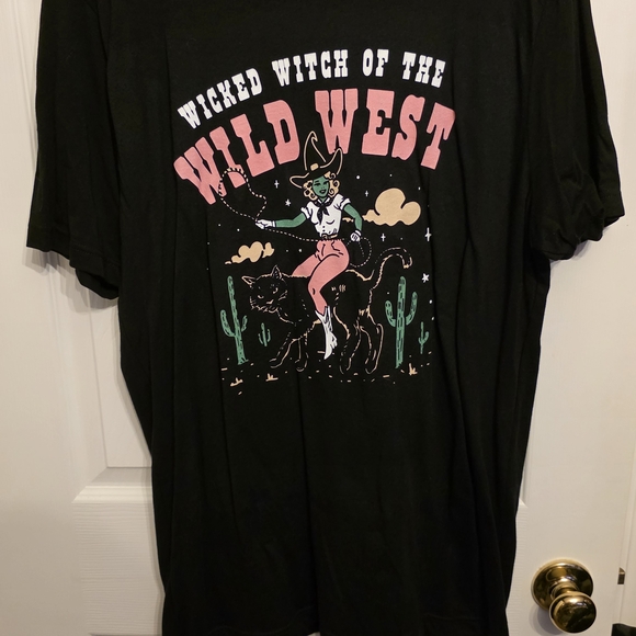 Wicked Witch Of The Wild West Graphic Tee - Picture 1 of 1